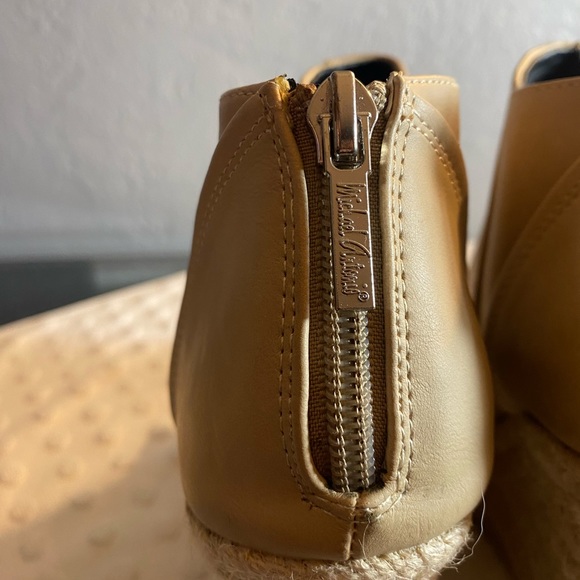 NWOT MICHAEL ANTONIO Nude Mule with an Espadrille Heel - Picture 15 of 16